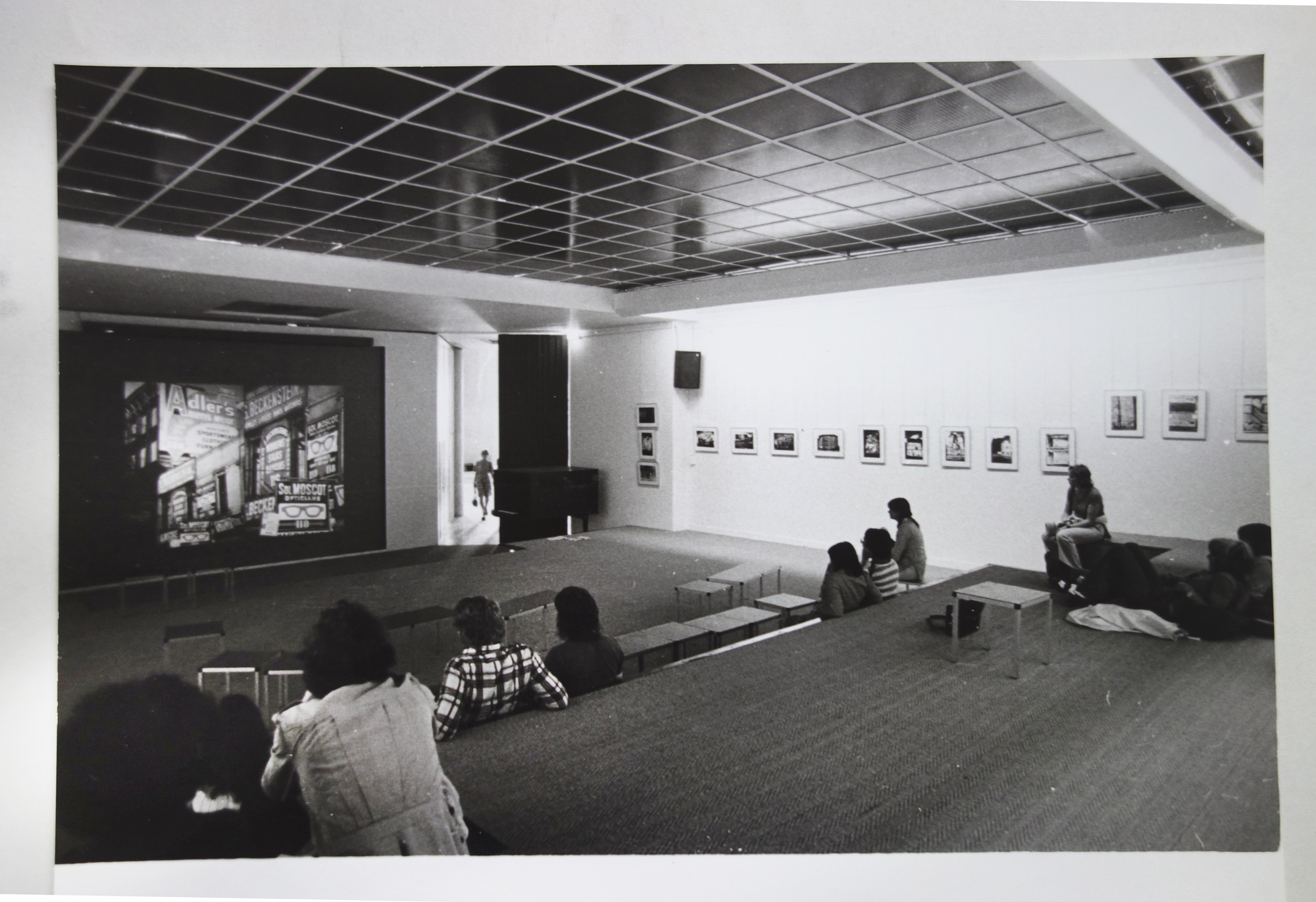 5 MUSEE NATIONALE d'ART MODERNE, Paris 1974