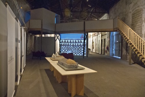 LEARNING FROM VERNACULAR Rencontres d'Arles 2012